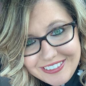 Meet your Posher, Cassie